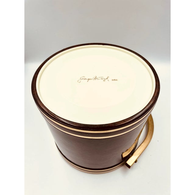 Burnt Umber Vintage Georges Briard "Wood Grain" Pattern Ice Bucket For Sale - Image 8 of 11