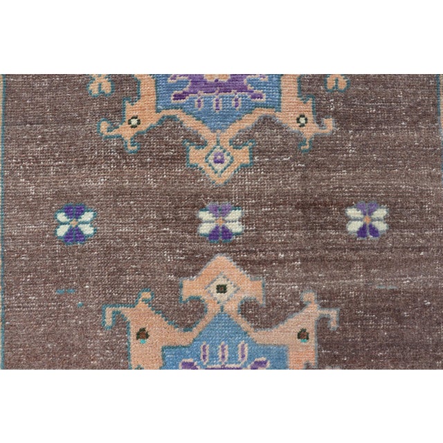 Turkish Oushak Rug With Bold Brown and Vibrant Blue Floral Medallions 2'7"x3'7" For Sale In Atlanta - Image 6 of 10