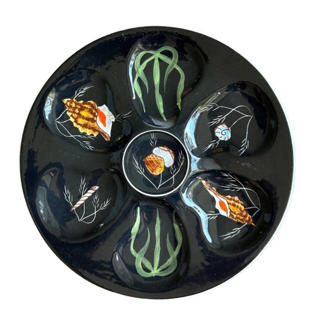 Extremely Rare Set of 8 Henriot Quimper Black Faïence Oyster Plates, Hand-Painted Shell Motif, France c.1950s For Sale - Image 11 of 13