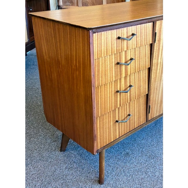 Mid Century Modern Teak Sideboard by Remploy, Uk c.1950 For Sale In San Francisco - Image 6 of 10