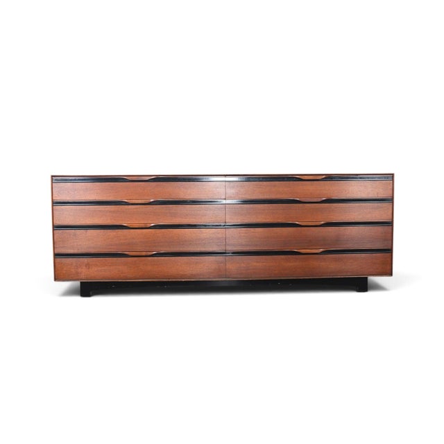 Mid 20th Century John Kapel Low Eight Drawer Dresser in Walnut For Sale In San Francisco - Image 6 of 10