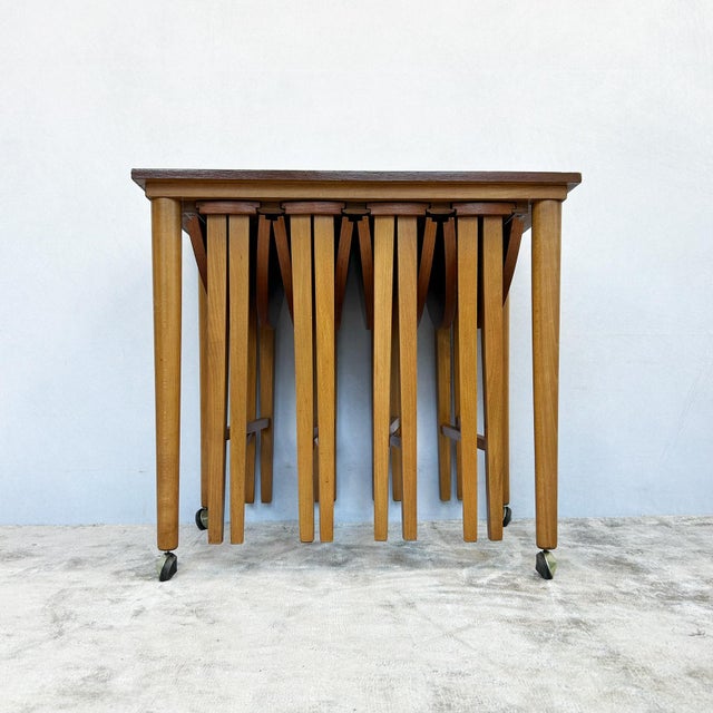Mid-Century Modern Teak Nesting Tables attributed to Poul Hundevad for Novy Domov, 1960s, Set of 5 For Sale - Image 3 of 7