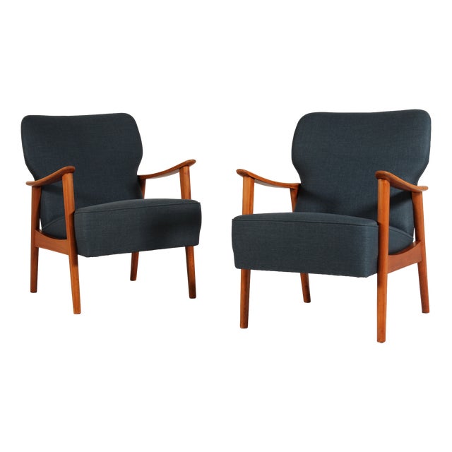 Danish Easy Chairs in Beech and Blue Fabric by Fritz Hansen, 1950-1960, Set of 2 For Sale