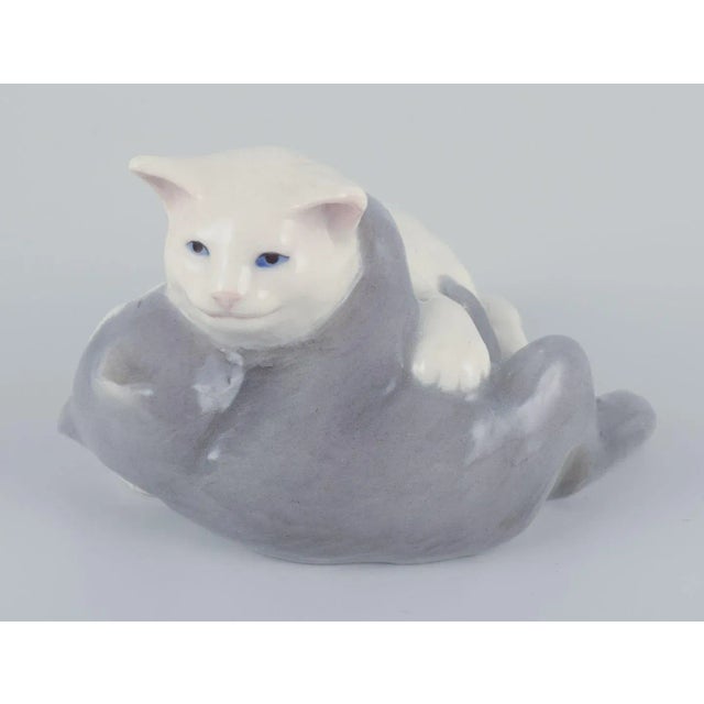 Porcelain Figurines of Kittens from Royal Copenhagen, Set of 2 For Sale - Image 6 of 8