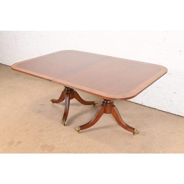 Brown Henredon Georgian Banded Mahogany Double Pedestal Extension Dining Table, Newly Refinished For Sale - Image 8 of 14