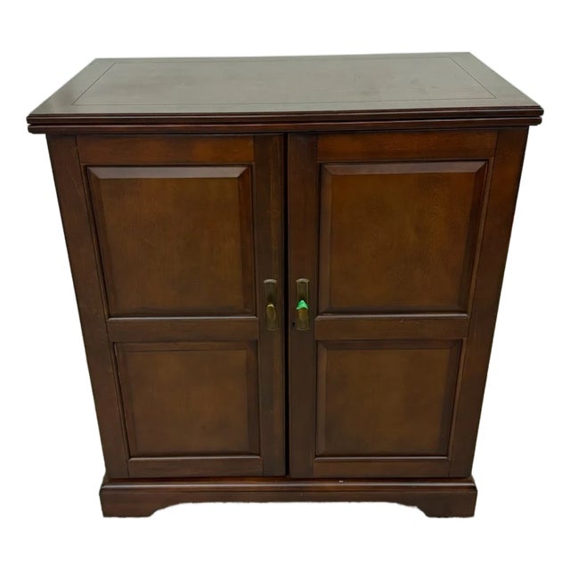 Howard Miller Lodi II Wine & Bar Console For Sale