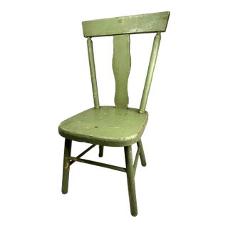 Americana Folk Art Small Green Fiddleback Solid Wood Chair For Sale