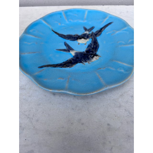 French Country French Majolica Bird Swallow Plate Sarreguemines, Circa 1880 For Sale - Image 3 of 4