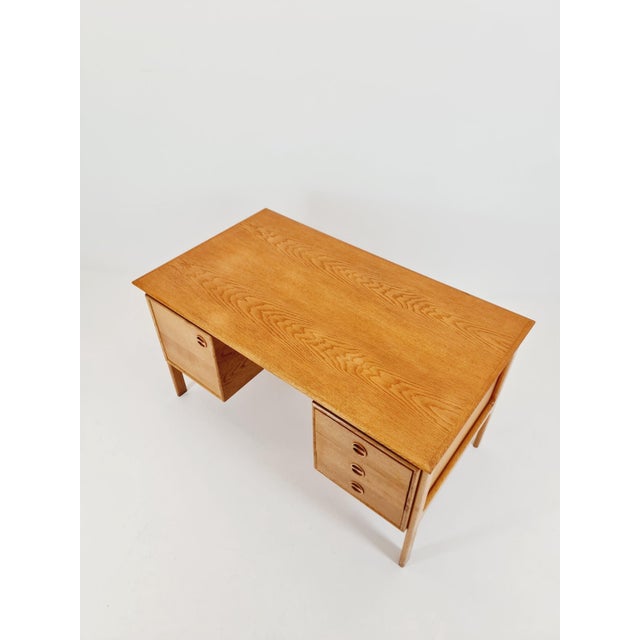 Vintage Danish Desk in Oak by Arne Vodder for GV Møbler, Denmark, 1960s For Sale - Image 5 of 18