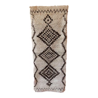 Moroccan Vintage Azilal Rug - 2'6" X 6'3" Ft For Sale