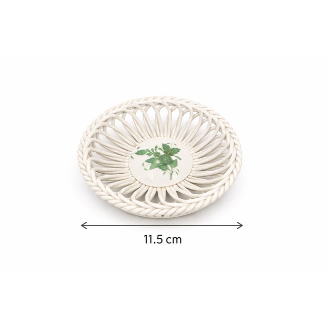 Vintage Handpainted Apponyi Green 7373 Openwork Porcelain Basket from Herend, Hungary, 1970s For Sale - Image 3 of 10