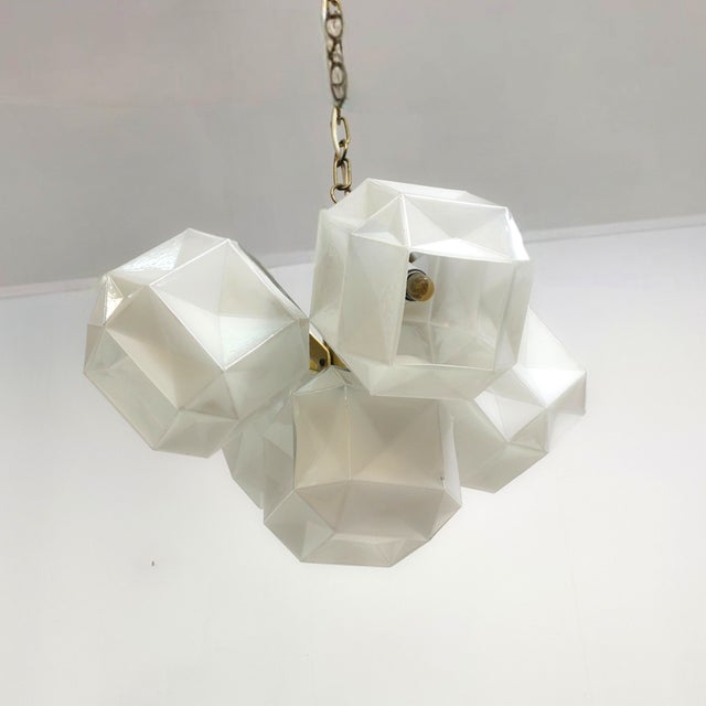 Italian Space Age Murano Glass Cube Chandelier attributed to Oggetti, 1970s, in Very Good conditions. Designed 1970 to...