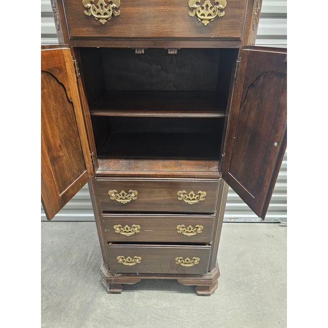 Chippendale Vintage 1974 Ethan Allen Solid Walnut Lingerie Chest For Sale - Image 3 of 9