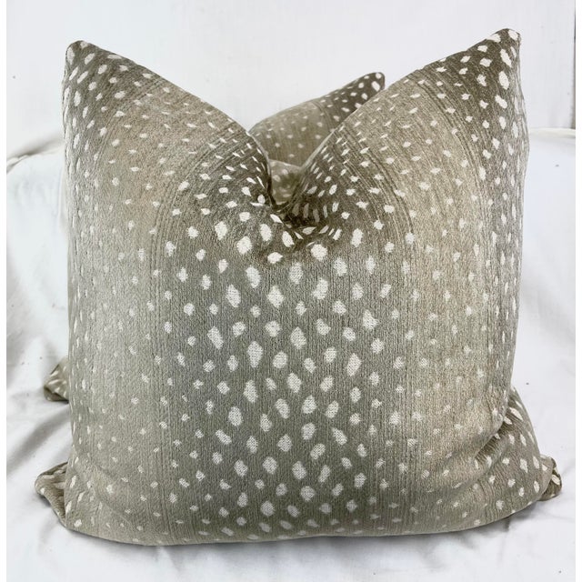 2020s Thibaut "Gazelle" in Linen 22" Pillows-A Pair For Sale - Image 5 of 5