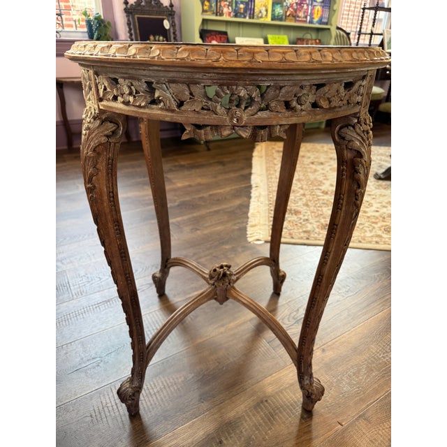 Early 20th Century French Side Table With Carved Legs and Intricate Floral Inlaid Top For Sale - Image 9 of 12