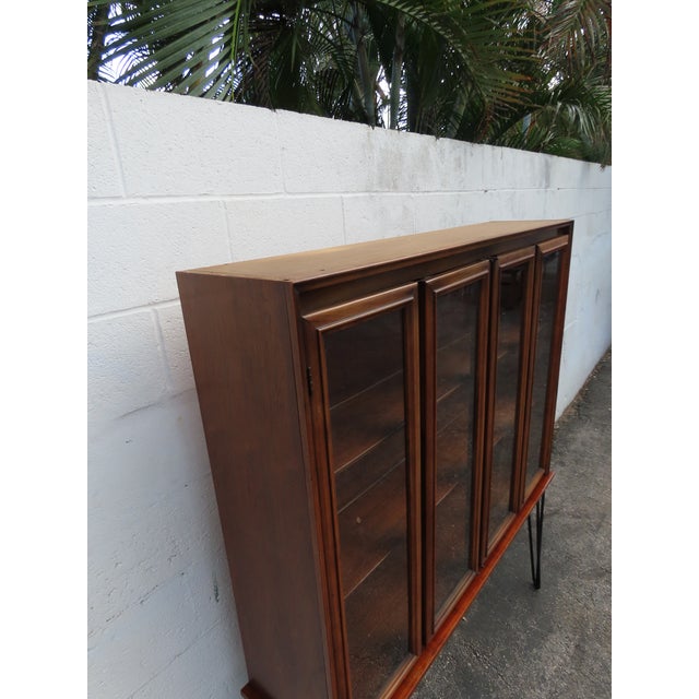 Mid Century Modern Display China Cabinet With Hairpin Legs 6240 For Sale - Image 13 of 14