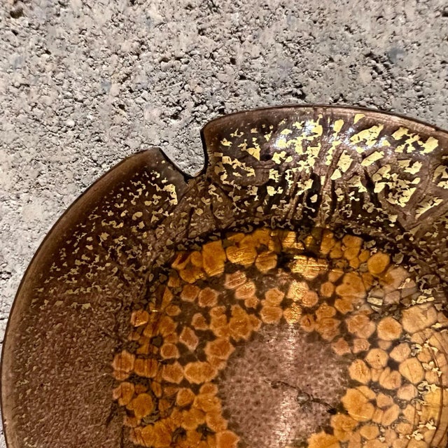 Mid-Century Modern 1960s Modernist Gold Splattered Enamel Plate Decorative Ashtray For Sale - Image 3 of 12