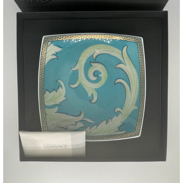 Modern Versace by Rosenthal “Barocco Acanthus” Turquoise Porcelain Square Plate – Original Box For Sale - Image 3 of 6