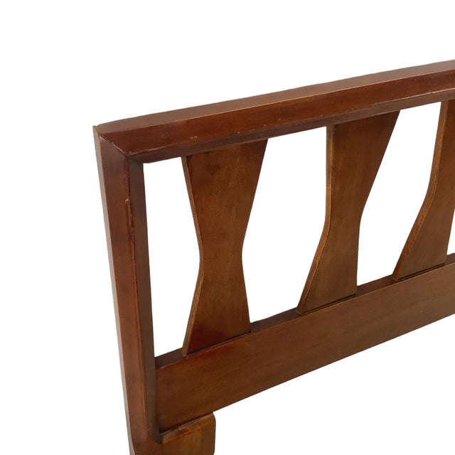 Mid-Century Modern Mid-Century Bowtie Walnut Headboard, Full/Queen 60” For Sale - Image 3 of 12