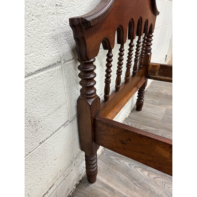 Antique Victorian Late 19th Century Walnut Daybed Youth Bed For Sale - Image 9 of 17