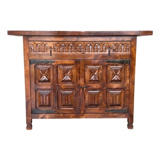 20th Century Spanish Carved Walnut Tuscan Credenza or Buffet with One-Drawer For Sale
