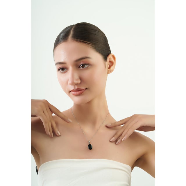 Onyx Minimalist Prong Set Oval 7.29 Ct Black Onyx Solitaire Pendant in 925 Sterling Silver For Sale - Image 8 of 12
