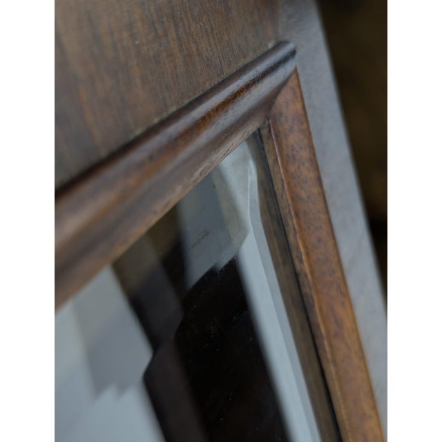 Art Deco Display Cabinet in Walnut For Sale - Image 5 of 18
