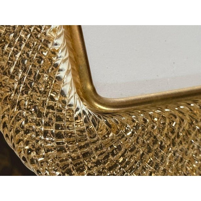 This magnificent vertical photo frame is a pure example of Venetian glassmaking. The technique used to achieve this rich...
