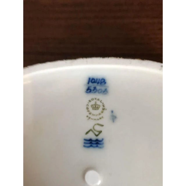 Scandinavian Ceramic Tray by Nils Thorsson for Royal Copenhagen, 1960s For Sale - Image 6 of 7