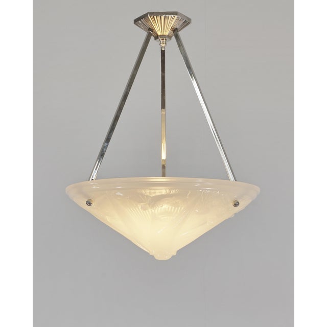 Art Deco Opalescent French Art Deco Pendant Light by Hettier Et Vincent & Hanots 1930 France For Sale - Image 3 of 15