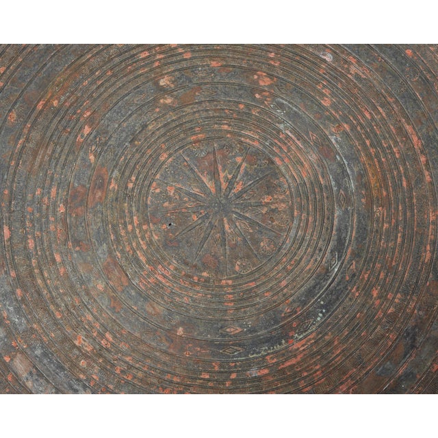 Bronze Southeast Asian Patinated Bronze Rain Drum Drink Table 2 Ft For Sale - Image 8 of 18