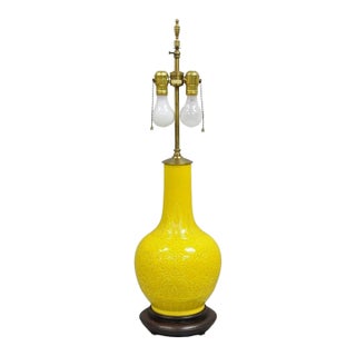Mid 20th Century Warren Kessler Chinoiserie Yellow Porcelain Bulbous Vase Table Lamp For Sale