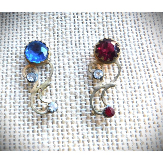 Antique Pair of 10k Gold Art Nouveau Red and Blue Pins, England For Sale - Image 9 of 9