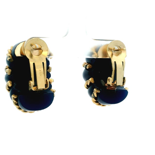 1960 Estate Blue Agate & 14k Gold Ribbed Earrings For Sale - Image 9 of 14