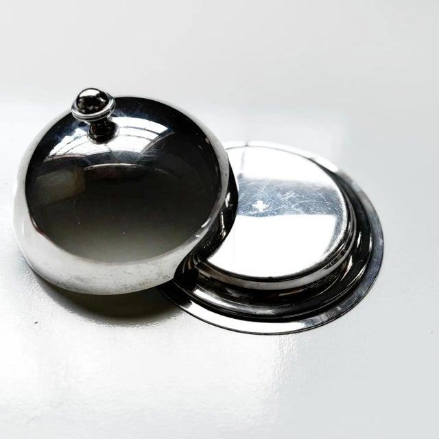 Christofle 1980s Christofle Silver-Plated Cloche with Tray: French Crystal Dome Serveware For Sale - Image 4 of 5