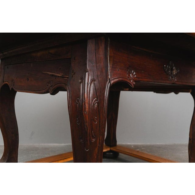 Large Baroque Table in Walnut, 1700s For Sale - Image 13 of 18