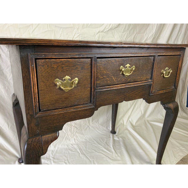 18th Century Queen Anne Dressing Table For Sale - Image 4 of 10