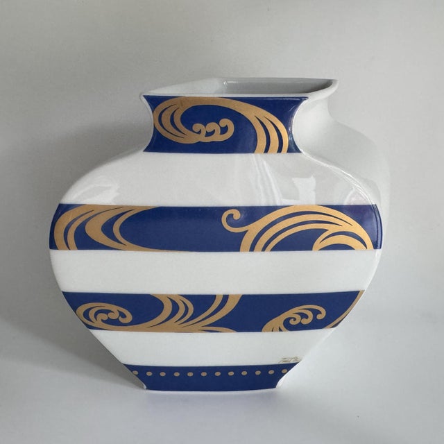 Blue Vintage German Vase by Tadao Amano for Rosenthal Studio Line, 1995 For Sale - Image 8 of 8