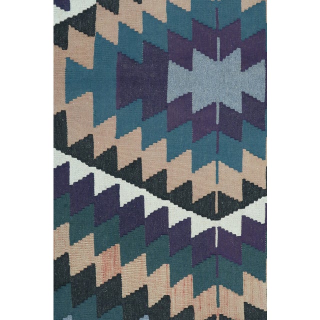 Vintage Turkish Kilim Rug- 6′ × 11′ For Sale - Image 10 of 13