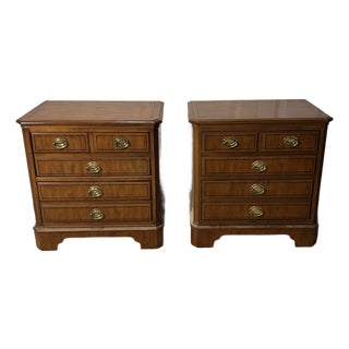 Late 20th Century Yew Wood Nightstands From the Yorkshire Collection by Drexel Heritage, 2 Pieces For Sale