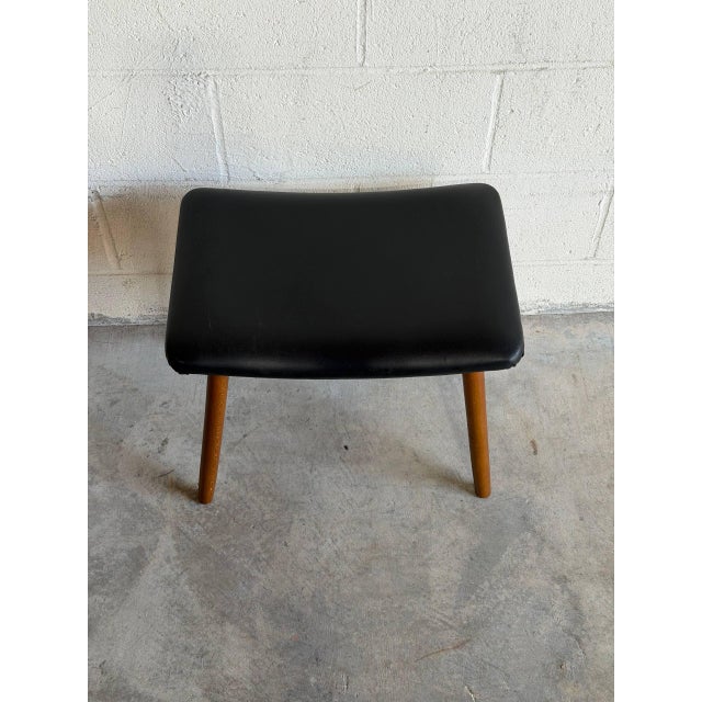 Danish Modern Teak Ottoman Footstool Black Vinyl Mid Century Scandinavian Stool For Sale - Image 4 of 7