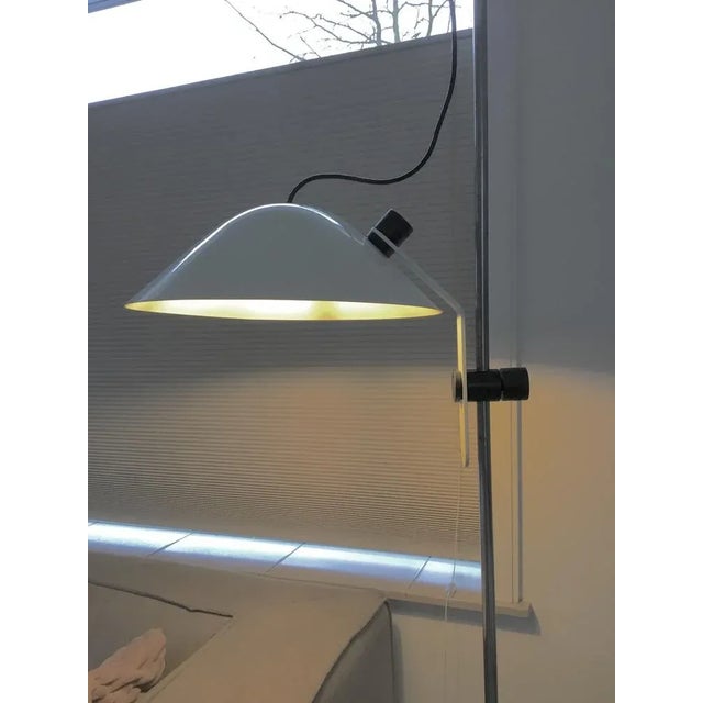 White Italian Floor Lamp attributed to Lella Montecroci & Marco de Carli for Rekela, 1970s For Sale - Image 8 of 13