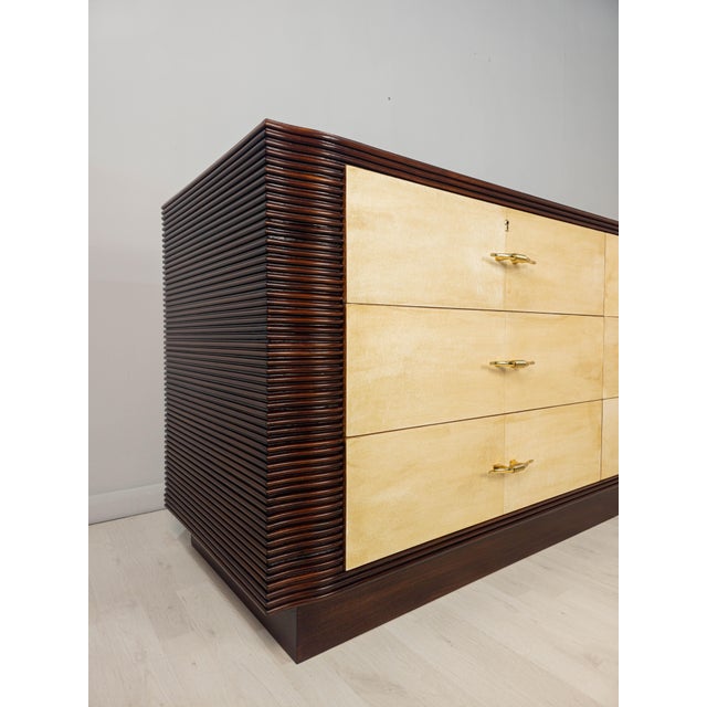 Art Deco Italian Parchment Chest of Drawers attributed to Osvaldo Borsani, 1940s For Sale - Image 15 of 18