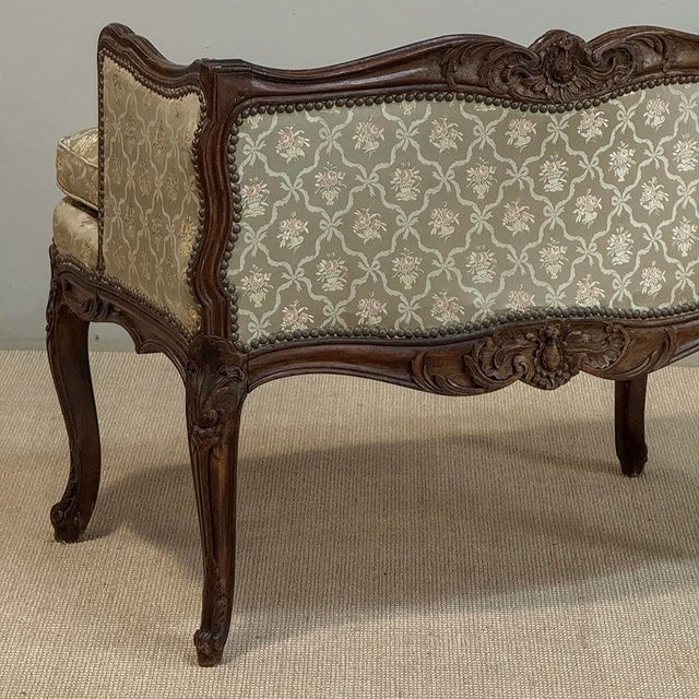19th Century French Louis XV Walnut Vanity Armchair For Sale - Image 17 of 18