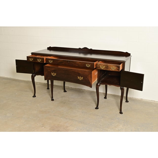 1920s Limbert Antique Queen Anne Carved Mahogany Sideboard or Bar Cabinet, Circa 1920s For Sale - Image 5 of 12