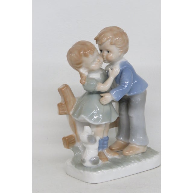 Figurative Lego Japan Young Love 1970s Porcelain Figurine Boy Girl Kissing Statuette 4486b For Sale - Image 3 of 12