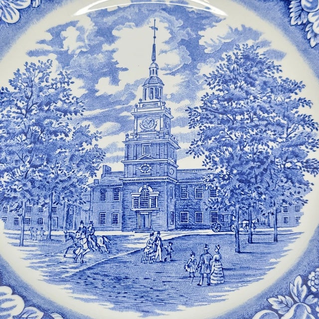 Mid-Century Modern Vintage Staffordshire Liberty Blue Independence Hall Dinner Plates - Set of 4 For Sale - Image 3 of 5