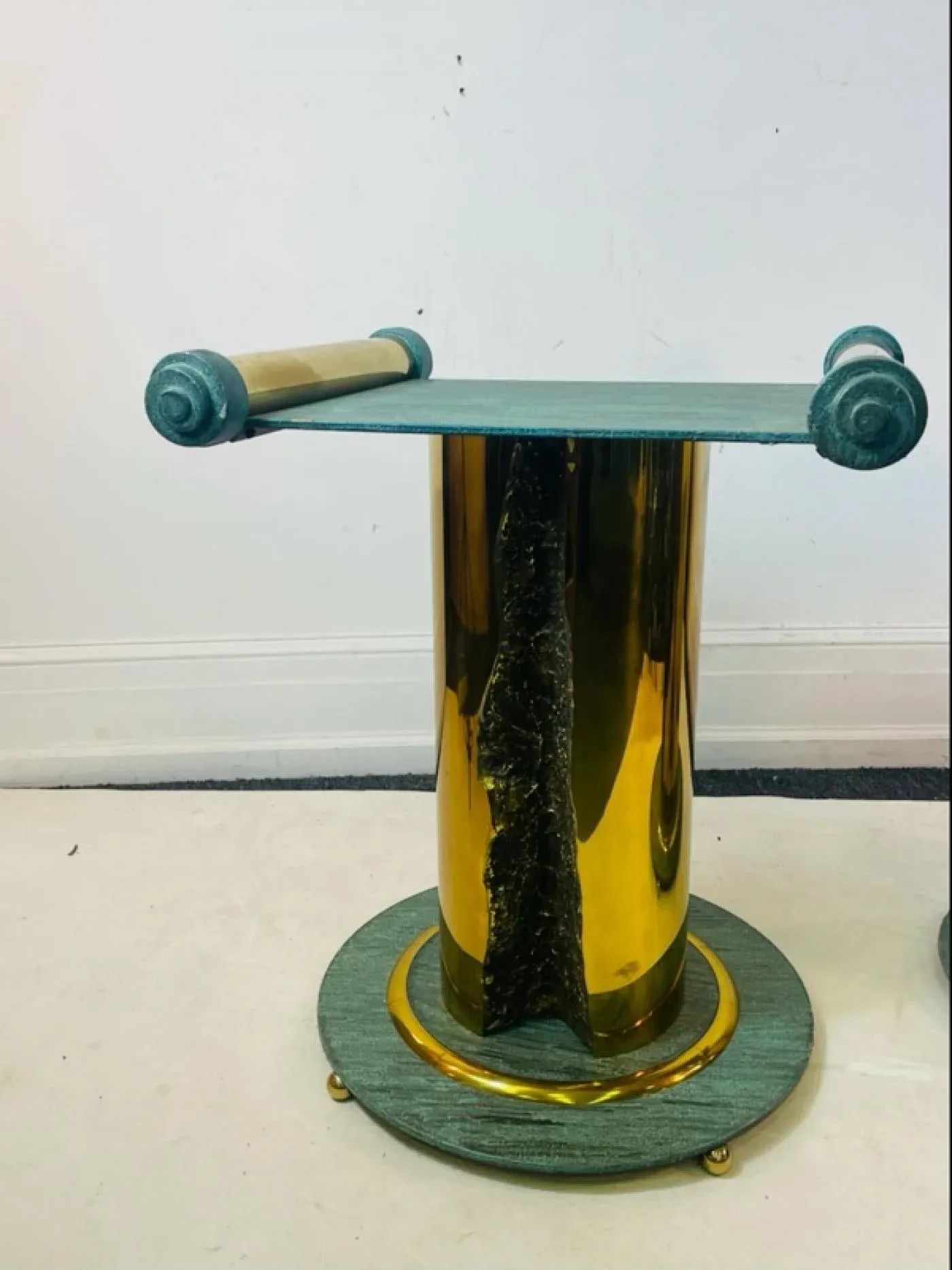 Table basse Ligne Roset verre design postmoderne années 80