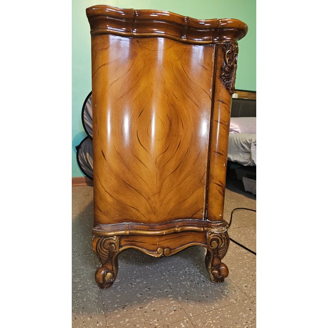 1990s 1990s Dresser Theodore Alexander French Chateau-Style Walnut Commode For Sale - Image 5 of 10