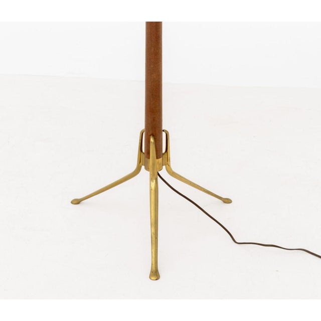 Mid-Century Modern Mid 20th Century Gerald Thurston Lightolier Tripod Floor Lamp For Sale - Image 3 of 6